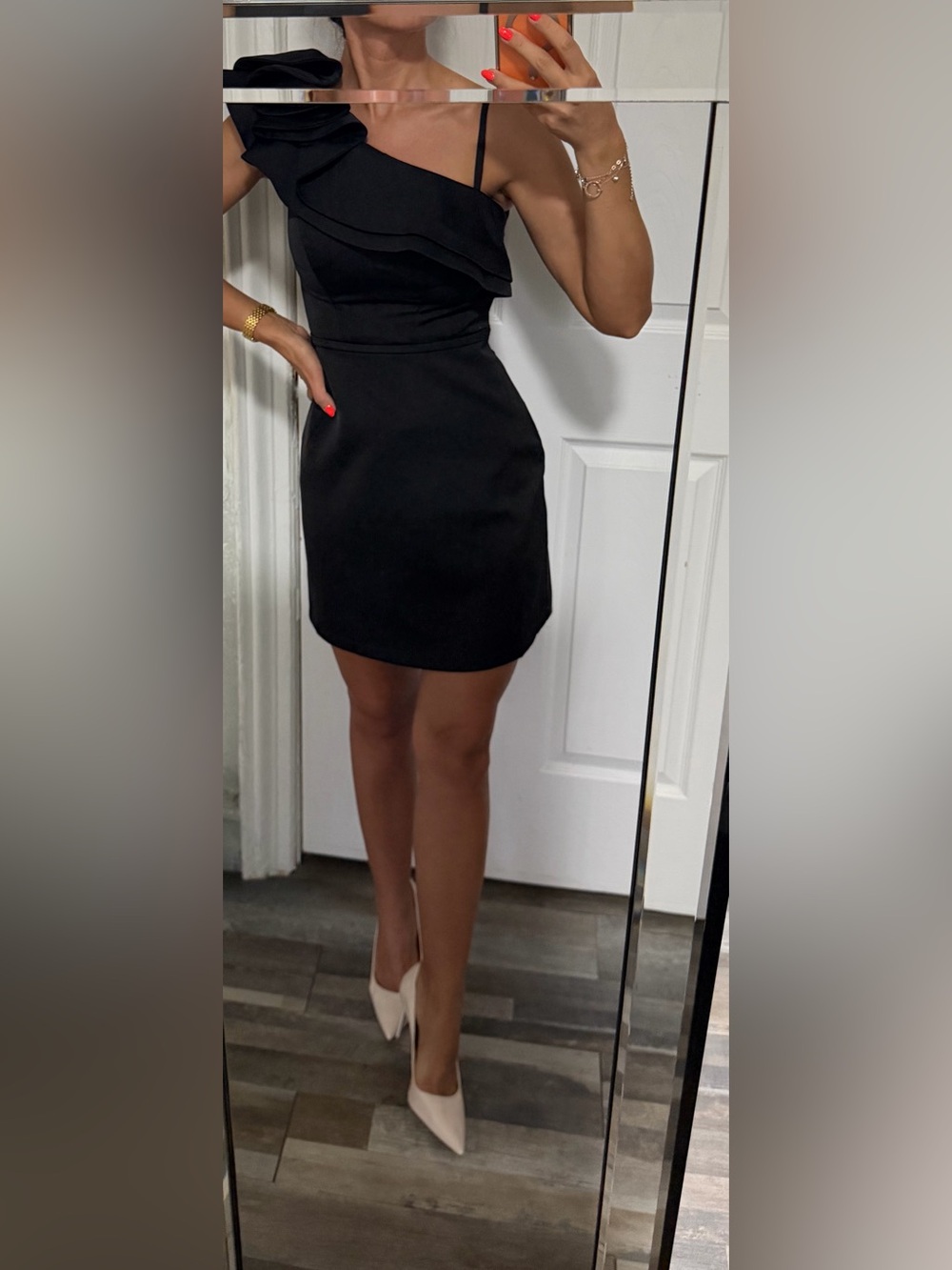 Classic Black Women's Mini Skirt
